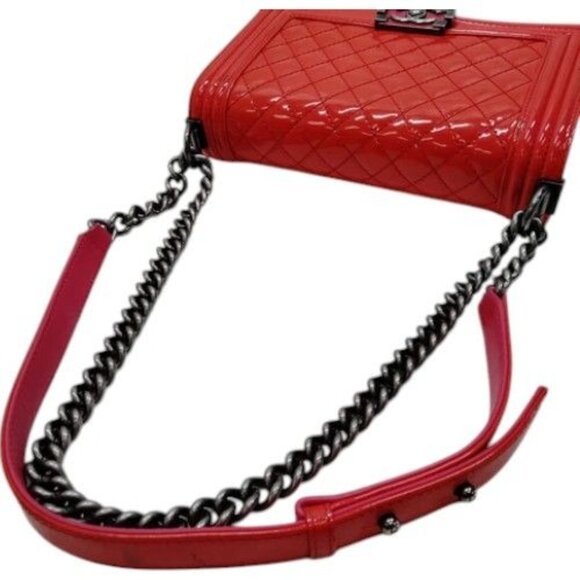 0121795BO (X6) Chanel Shoulder Bag Red Enamel - Picture 5 of 13